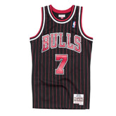 Mitchell & Ness Men NBA Chicago Bulls Swingman Jersey Toni Kukoč Black '95-96 SJY18082CBU95TK