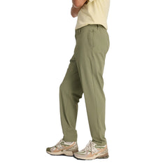 New Balance Men Athletics Ripstop Standard Tapered Pant 28" Olive MP43550-DEK