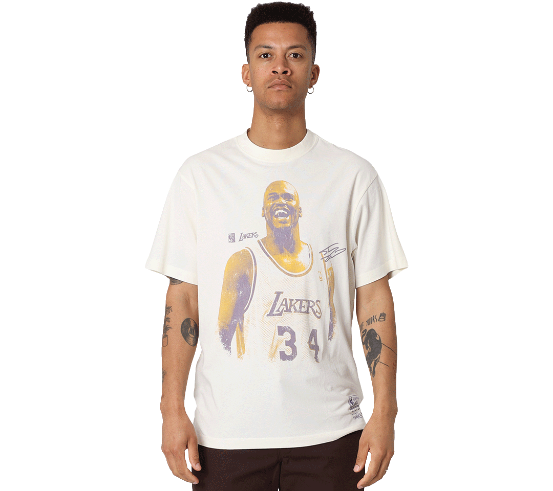 Mitchell & Ness "In The Moment" T-Shirt