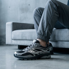 Saucony Progrid Omni 9 'Silver Black'